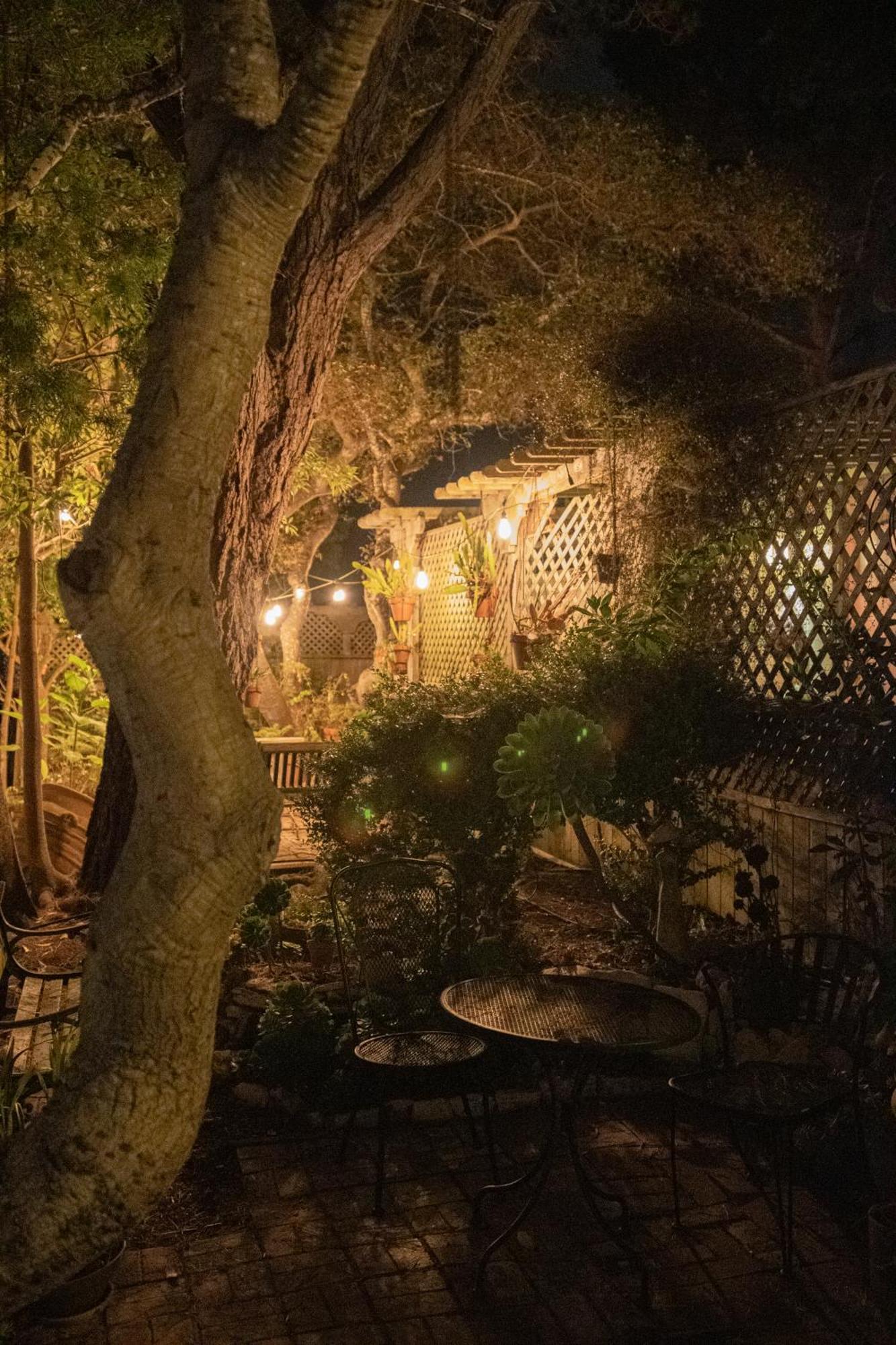 Carmel Garden Inn Luaran gambar